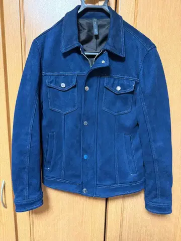 ZARA 스웨이드풍 자켓 네이비