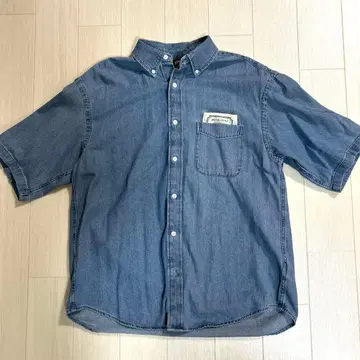 미세스 그린애플 GU 콜라보 데님 오버 사이즈 셔츠