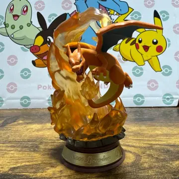 포켓몬 리자몽 피규어