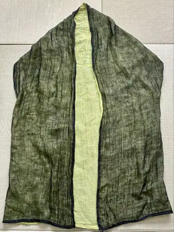 컨디션 최상 26년 럭키 컬러 리버서블 베스트 지레 그린 블랙