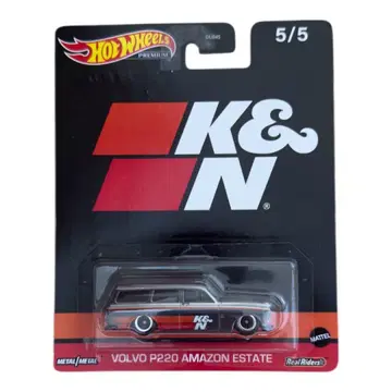 Hot Wheels Volvo P220 Amazon Estate
