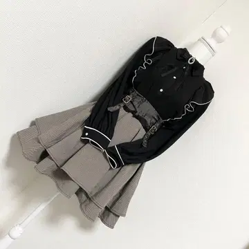 INGNI x ROJITA 프렌치 걸리시 코디 세트