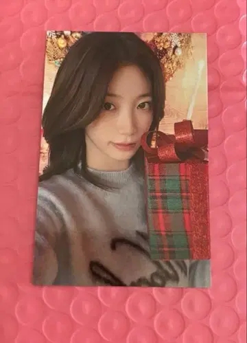 르세라핌 카즈하 사전 녹화 트레이딩 카드