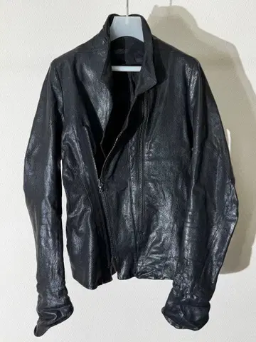 JULIUS 율리우스 변형 가죽 라이더 자켓