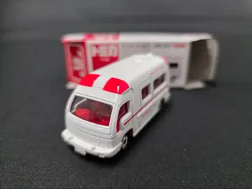 토미카 빨간 상자 51 닛산 닥터 구급차 (일본제)
