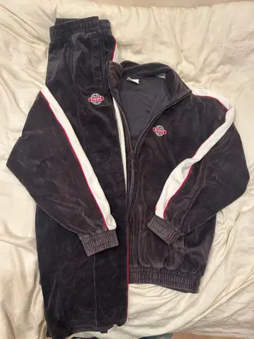 VISION STREET WEAR 벨로아 셋업