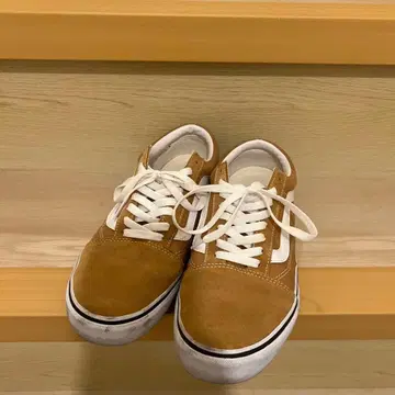 Vans 브라운 스니커즈