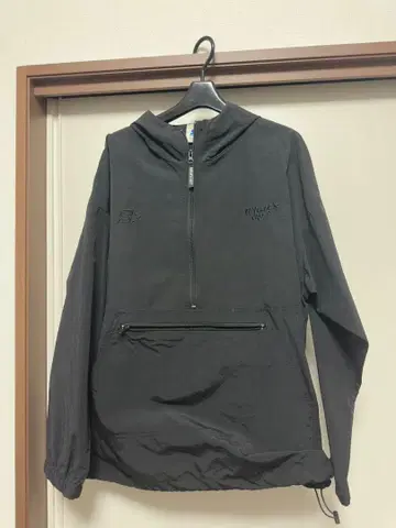 What's up 나일론 하프 지퍼 자켓