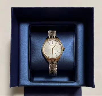 SWAROVSKI 손목시계