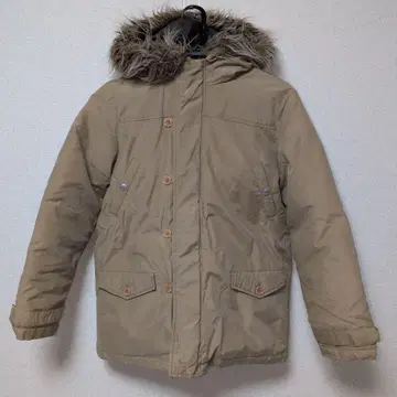 LOWRY SFARM 베이지 다운 자켓 퍼 후드 부착