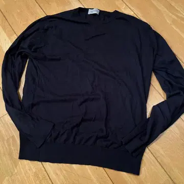 JOHN SMEDLEY 네이비 크루넥 스웨터 S