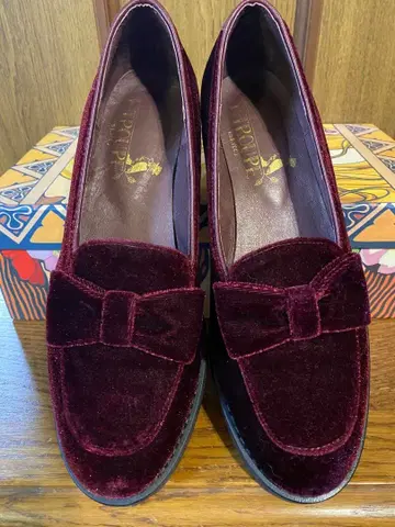 F-Troupe 버건디 벨벳 리본 로퍼