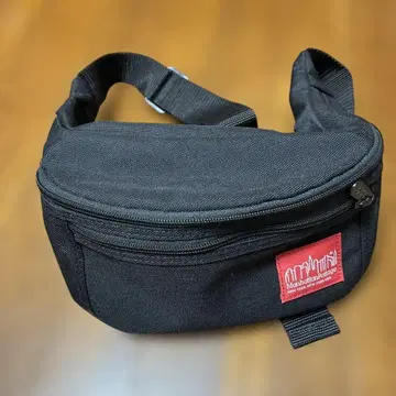 Manhattan Portage 바디백 블랙