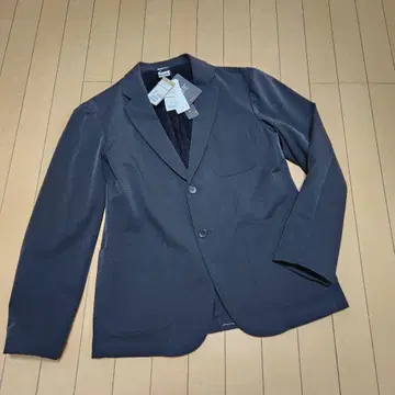 TIGORA 딜라이트 테일러드 자켓 속기모 겨울 자켓 수트 새상품 M