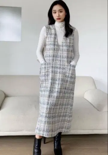 BIRTHDAY BASH V넥 트위드 오버롤 스커트