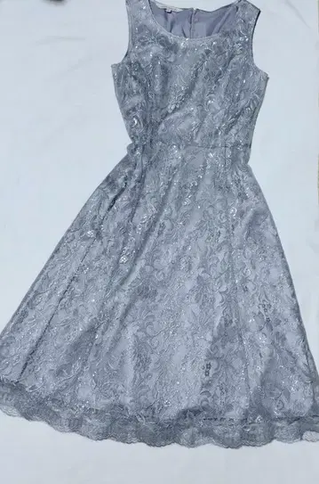 로라 애슐리 레이스 원피스 파티나 사은회 등에도