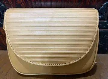 페리 엘리스 웨스트 파우치