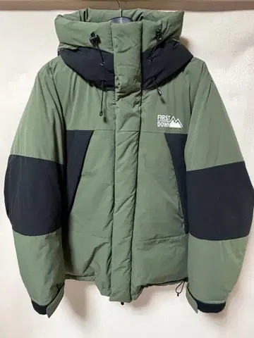 FIRST DOWN 다운 자켓 M 사이즈