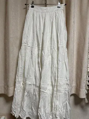 SENSE OF PLACE 플레어 스커트