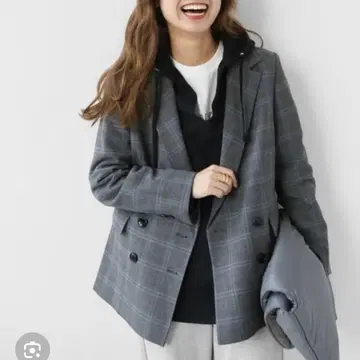 그레이 체크 무늬 더블 브레스트 자켓