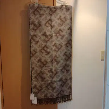 타미힐피거 새상품 스톨