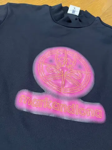 마크앤로나 긴팔 모크넥 셔츠 사이즈 46