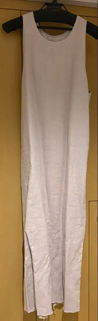 스터닝 루어 린넨 롱 원피스