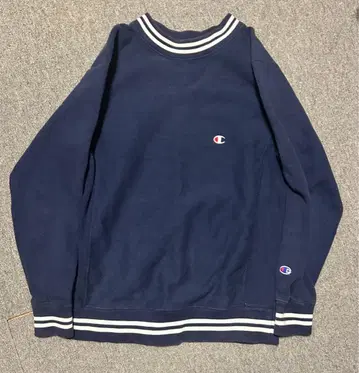 Champion 리버스 위브 맨투맨 트레이닝복 네이비 컬러 자수