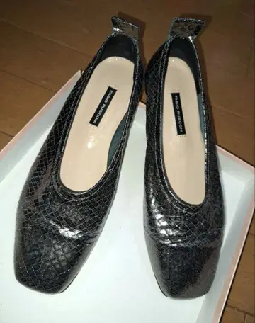 파비오 루스코니 크로커다일 패턴 플랫슈즈