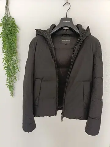 엠포리오 아르마니 다운 자켓 남성용