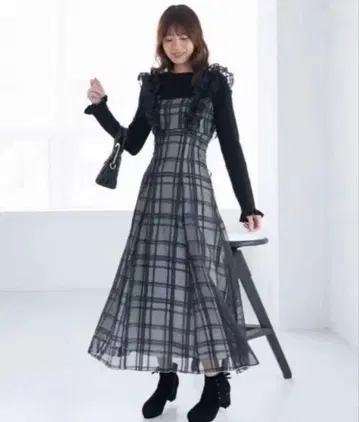 MAJESTIC LEGON 숄더 프릴 도킹 원피스