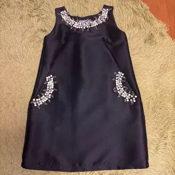 NATURAL GIRL miele 네이비 슬리브리스 비쥬 원피스