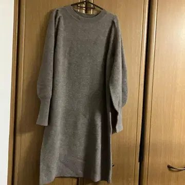 그레이 모카 그레이 편직 하찌 긴팔 니트 원피스 퍼프 슬리브 울 혼방