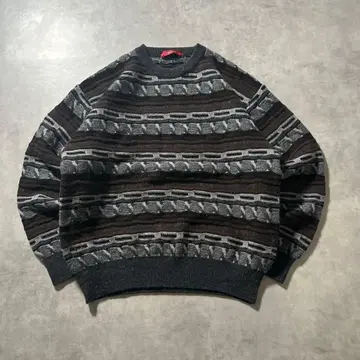 빈티지 3D 입체 올 패턴 흑백 레트로 보더 니트 스웨터