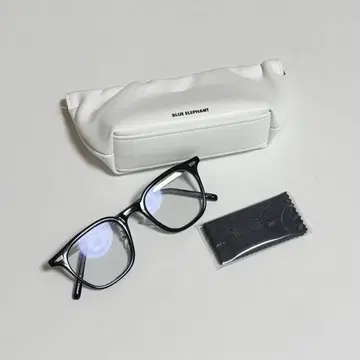 BLUE ELEPHANT LATW 안경 아이웨어