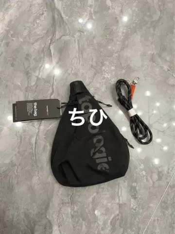 topologie 슬링 크로스 바디백