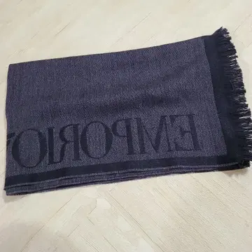 엠포리오 아르마니 머플러 새상품