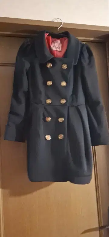 Honey Bunch 블랙 트렌치코트 S 사이즈