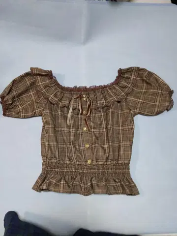 LIZ LISA 오프숄더 상의