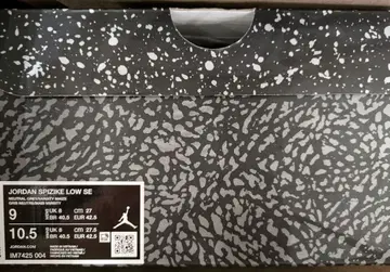 조던 스피자이크 로우 SE 사이즈 9 블랙/화이트