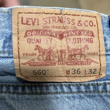 LEVI STRAUSS & CO. 560 데님 36x32