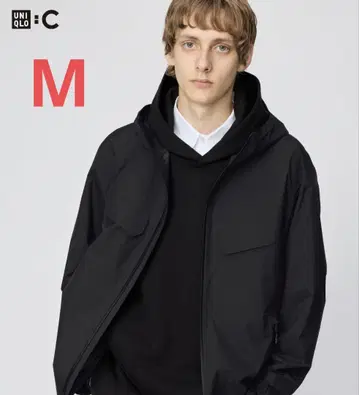 [ 새상품 택 포함 ] 유니클로C 블록테크 파카 블랙 M