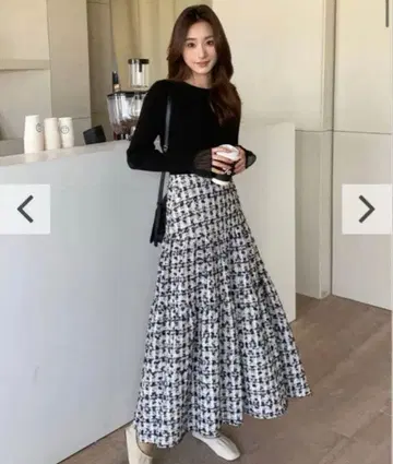 벌스데이 바쉬 TWEED MIDI SKIRT