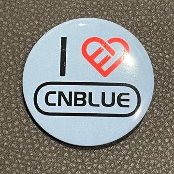 CNBLUE LOVE 배지 FNC