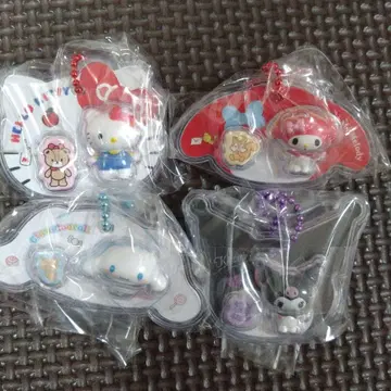 산리오 패키지 참 4점