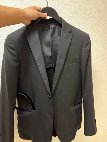 RITORN 다크 그레이 슬림핏 수트