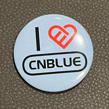 CNBLUE LOVE 배지 FNC