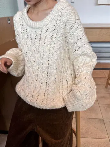 Eongul 핸드 케이블 루즈 니트