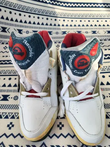 리복 크로스 트레이닝 스니커즈 UK8