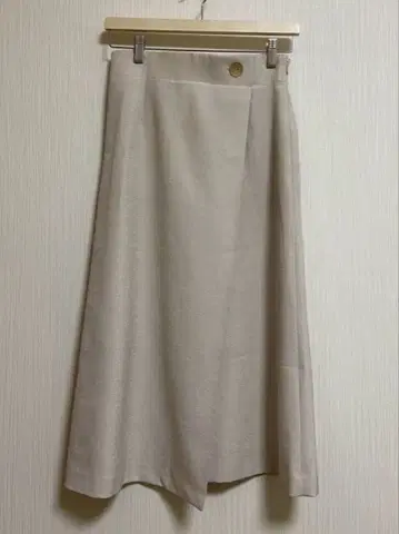 에메루 리파인 스커트